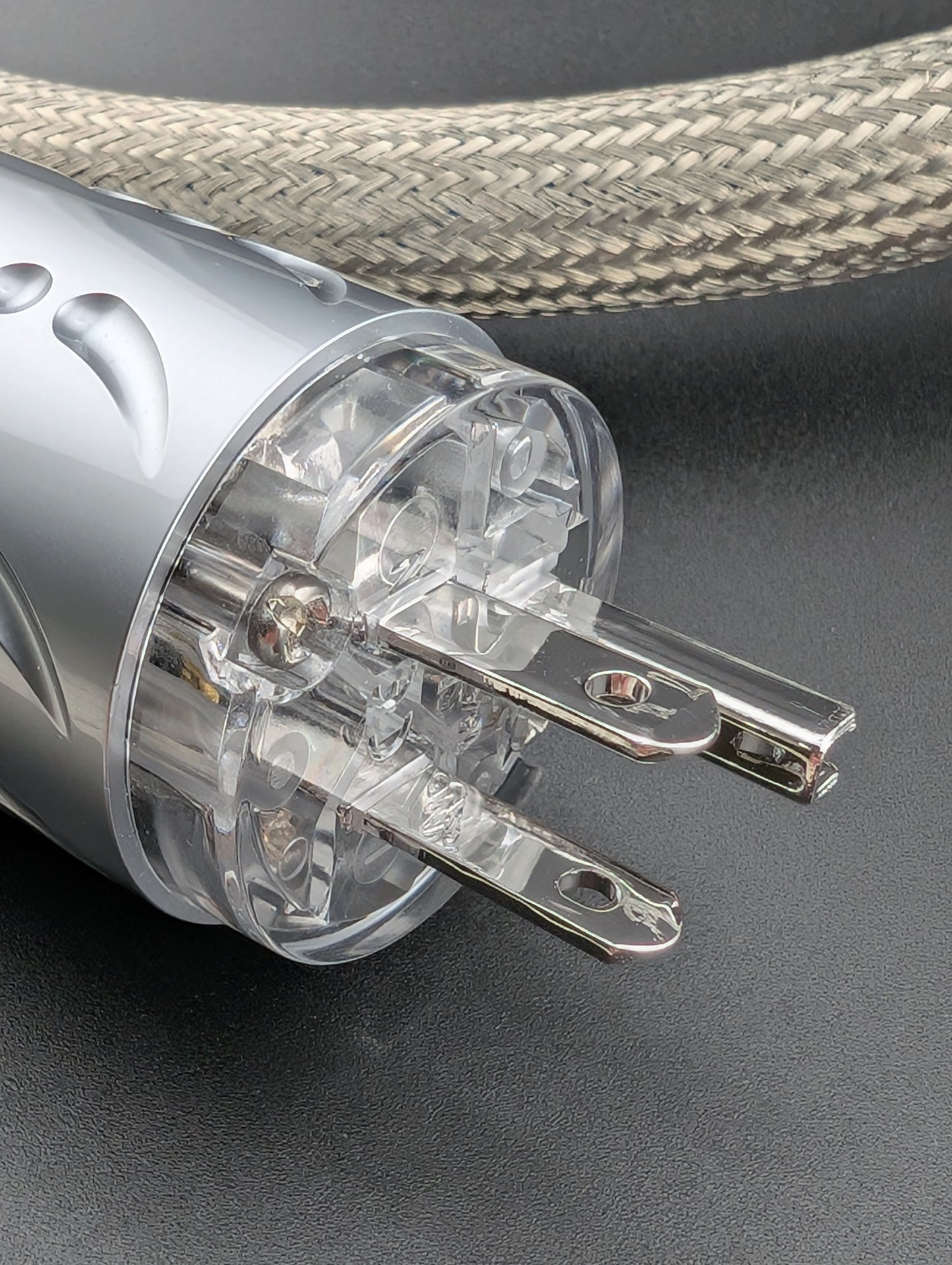 Aeris Power Cable